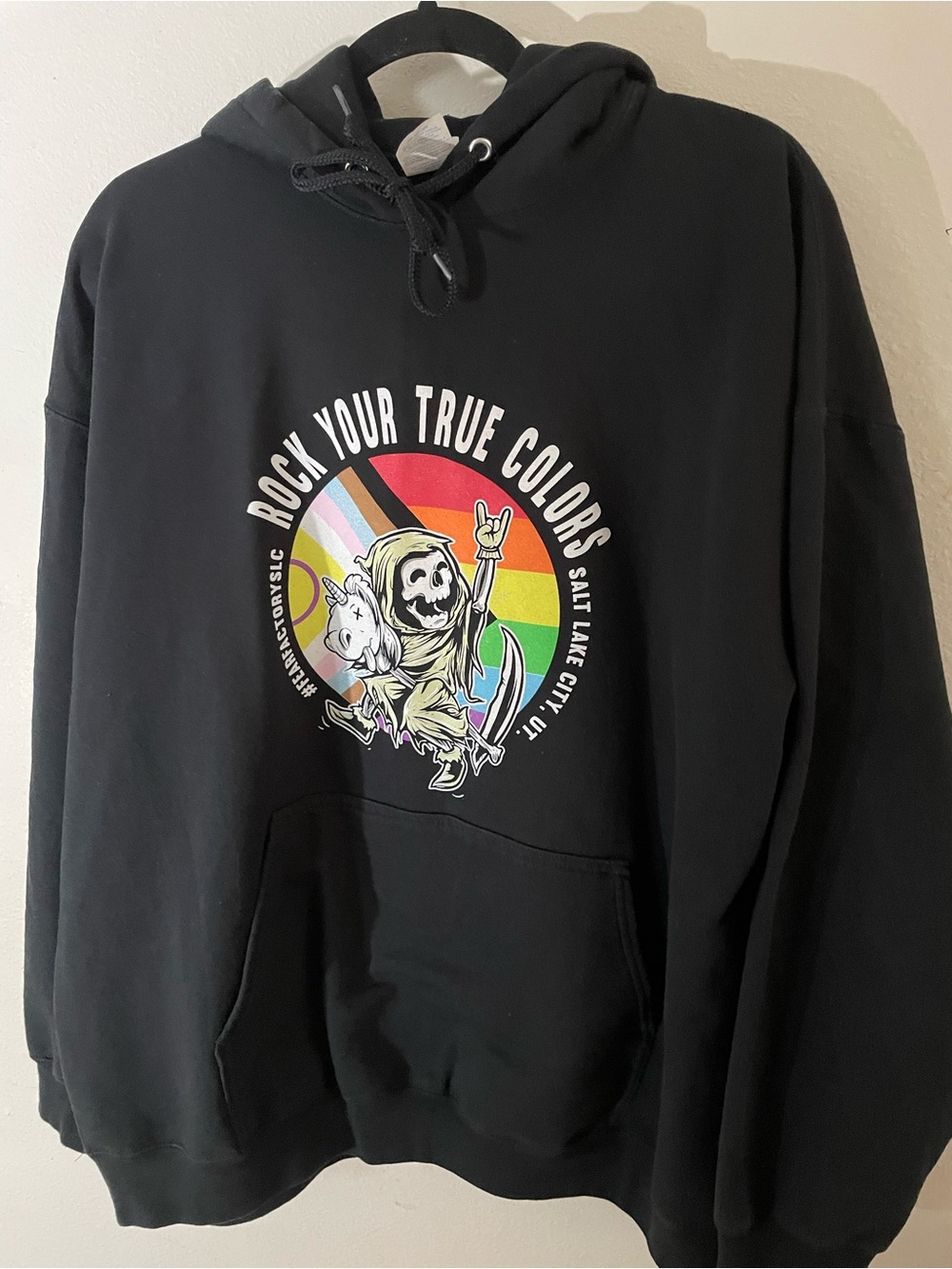 Women's Black Graphic Hoodie - 'Rock Your True Colors' Design